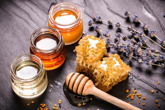 6 Therapeutic benefits of Honey for the elderly